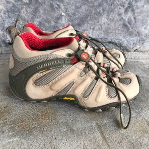 merrell chameleon stretch